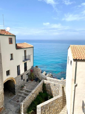 Chez Julie Cefalù